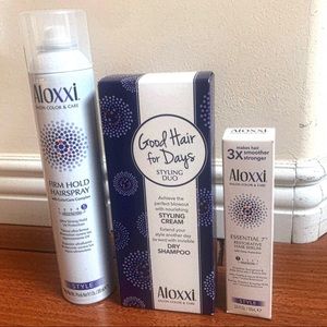Brand New Aloxxi haircare set (4 full sized items)